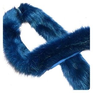 Navy blue Fur scarf